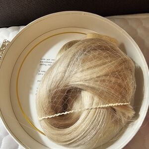 Luxy 16" Remy 100 Percent Human Hair  Clip-In Ponytail Extension "Beige Blonde"
